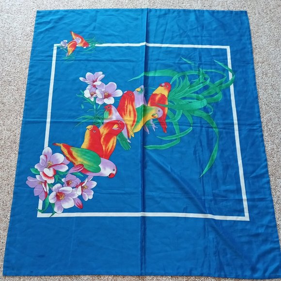 PARROT SCARF - Picture 1 of 1